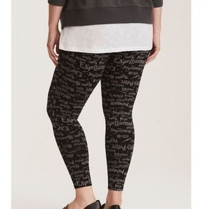 Harry Potter Torrid Spell Leggings black, size 2